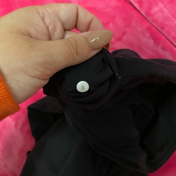 Lululemon pant - Picture 2 of 5